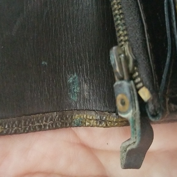 Louis Vuitton wallet - Picture 15 of 16